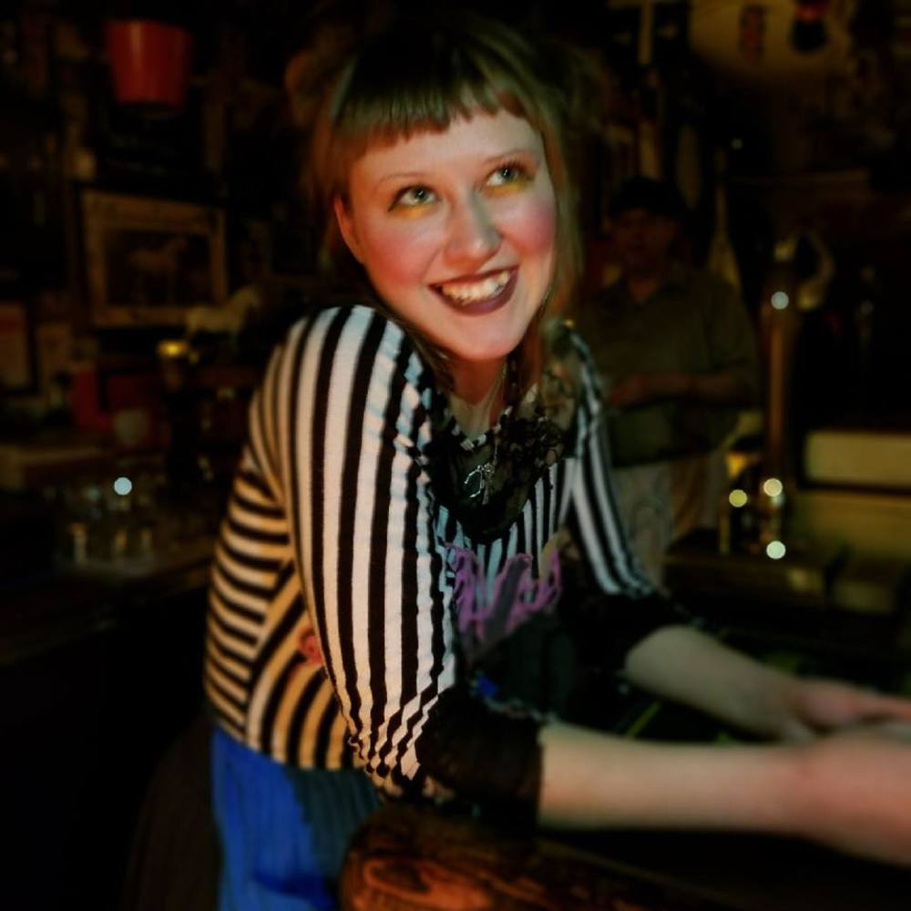 Meet your Posher, Jessica